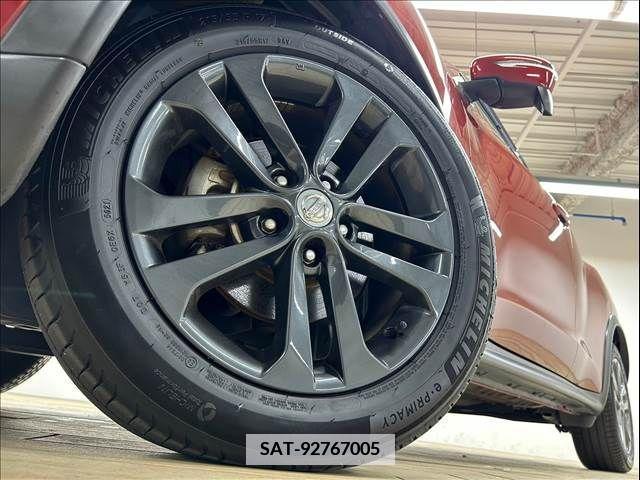Nissan JUKE 2015-01 336805-10
