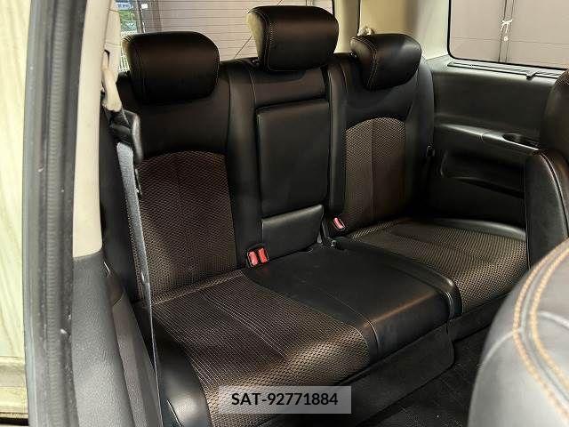 Nissan ELGRAND 2011-06 335308-9