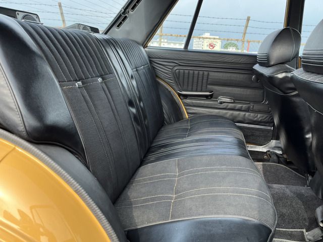 Nissan BLUEBIRD 1971-05 10719-4