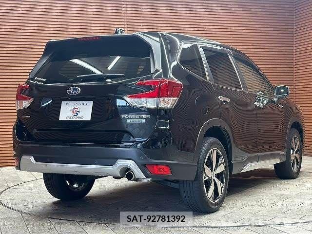 Subaru FORESTER 2019-04 360458-15