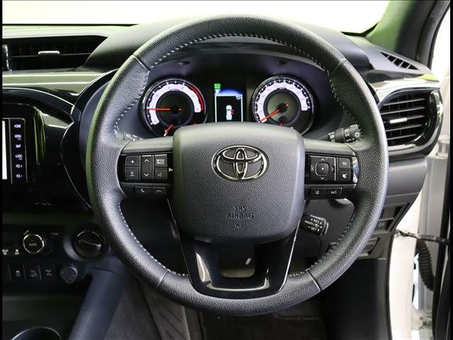 Toyota HILUX 2020-07 182521-6