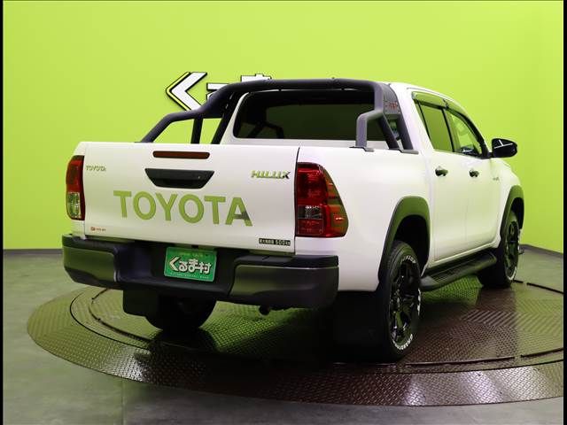 Toyota HILUX 2020-07 182521-1
