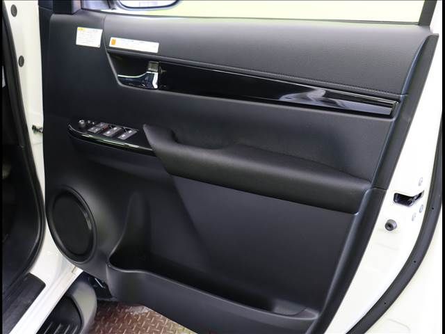 Toyota HILUX 2020-07 182521-19