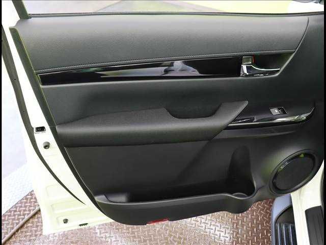 Toyota HILUX 2020-07 182521-27