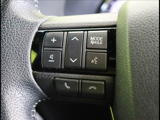 Toyota HILUX 2020-07 182521-7