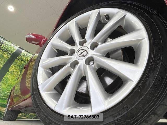 Lexus IS 2009-07 354042-13