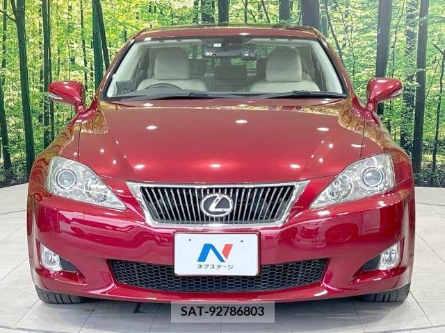 Lexus IS 2009-07 354042-14