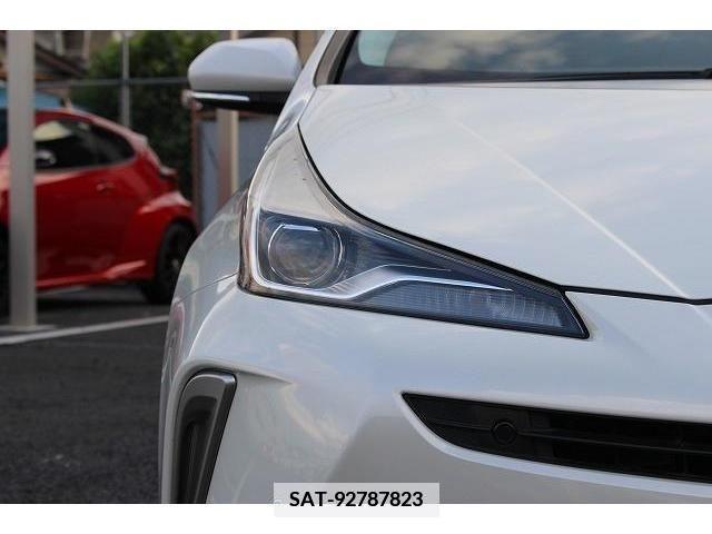 Toyota PRIUS 2019-07 352061-10