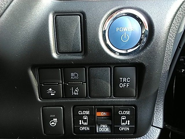 Toyota ESQUIRE 2020-03 10205-5