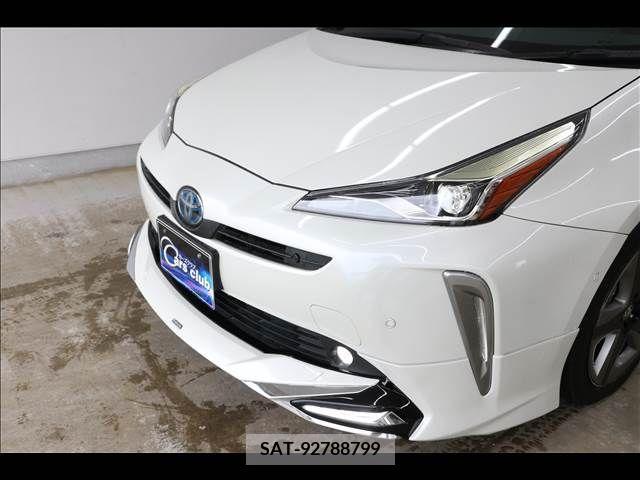Toyota PRIUS 2019-07 322572-11
