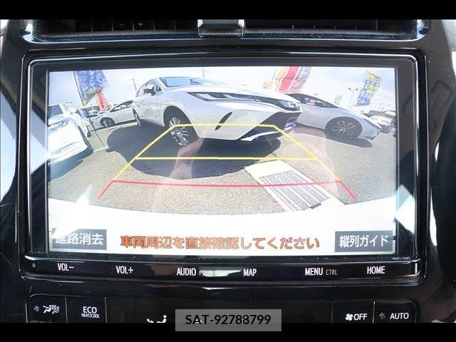 Toyota PRIUS 2019-07 322572-7