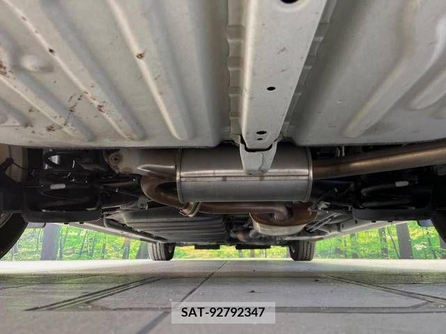 Toyota VOXY 2014-07 216955-19
