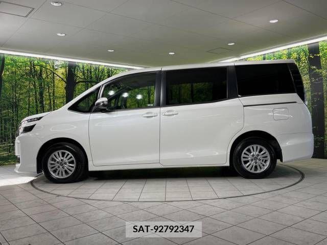 Toyota VOXY 2014-07 216955-16