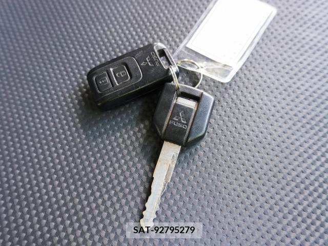 Mitsubishi CANTER 2017-08 351224-28