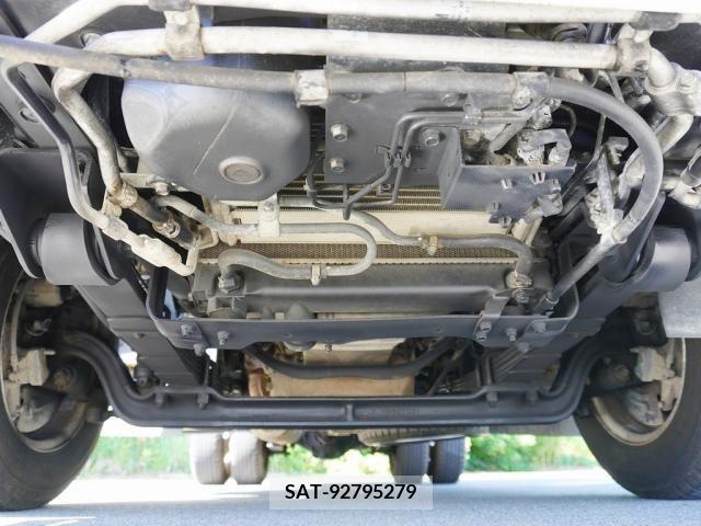 Mitsubishi CANTER 2017-08 351224-22