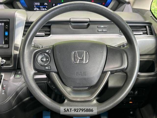 Honda FREED 2017-01 302893-11