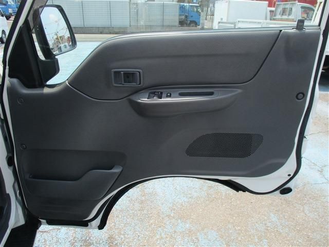 Mazda BONGO TRUCK 2018-02 8623-20