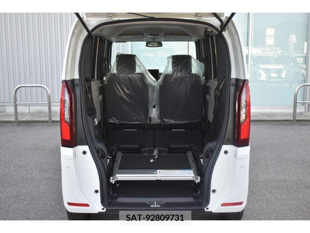 Honda N BOX 2024-05 345820-16
