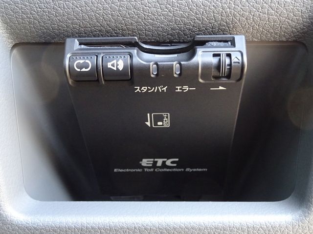 Nissan NV350 Caravan 2019-01 193775-14