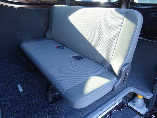 Nissan NV350 Caravan 2019-01 193775-24