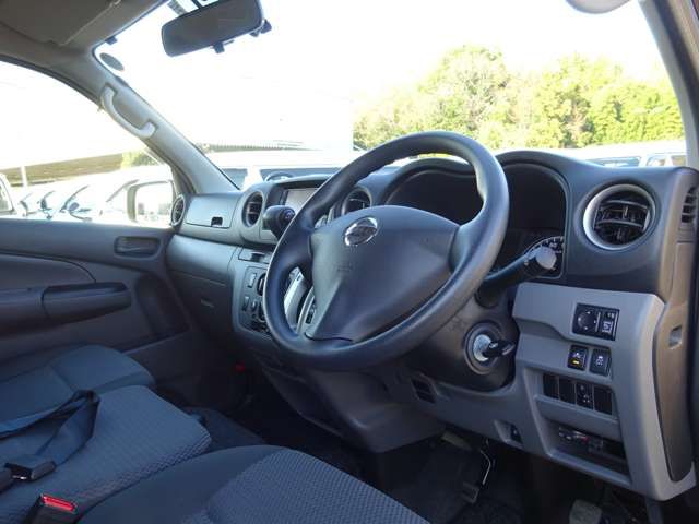 Nissan NV350 Caravan 2019-01 193775-18