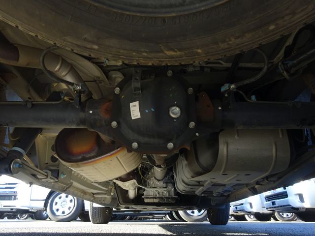 Nissan NV350 Caravan 2019-01 193775-28