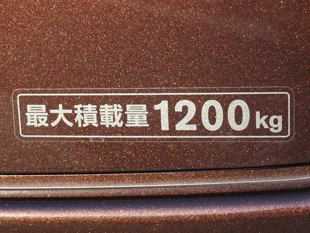 Nissan NV350 Caravan 2019-01 193775-7