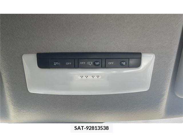 Nissan LEAF 2019-01 236406-18