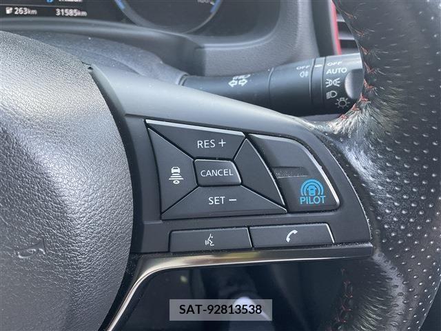 Nissan LEAF 2019-01 236406-14