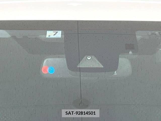 Toyota PRIUS 2017-06 322274-4