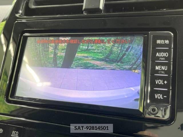 Toyota PRIUS 2017-06 322274-3