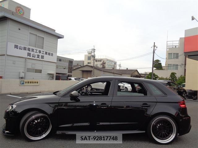 Audi RS3 SPORTBACK 2016-09 320105-9