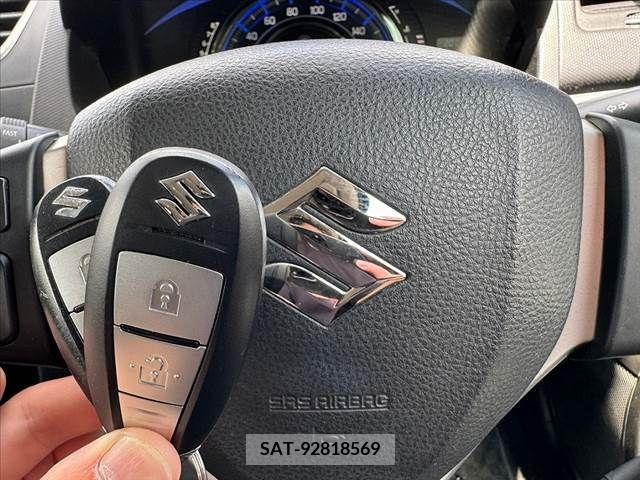 Suzuki SWIFT 2014-02 320915-6