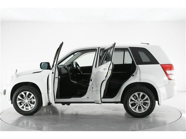 Suzuki ESCUDO 2015-11 27000-9