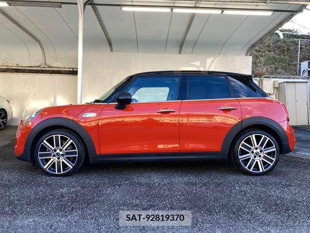 Bmw MINI 2018-11 319900-9