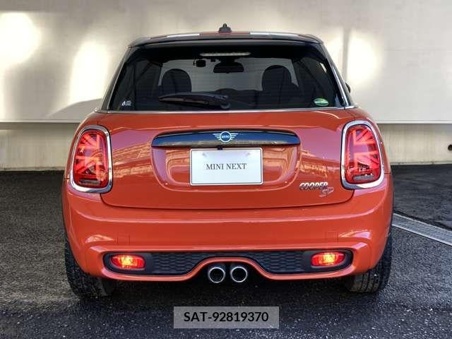 Bmw MINI 2018-11 319900-7