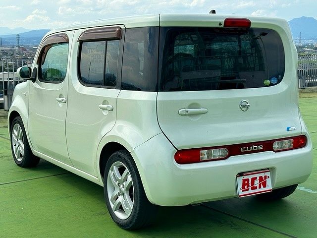 Nissan CUBE 2009-03 10406-8