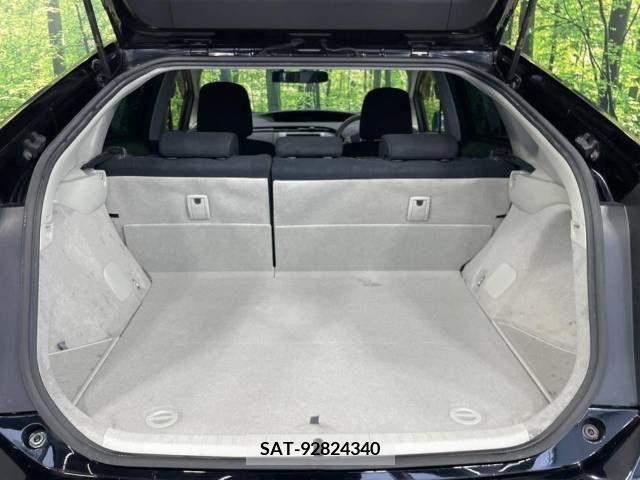 Toyota PRIUS 2014-11 282172-10