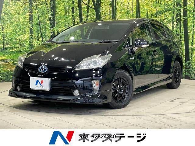 Toyota PRIUS 2014-11 282172-0