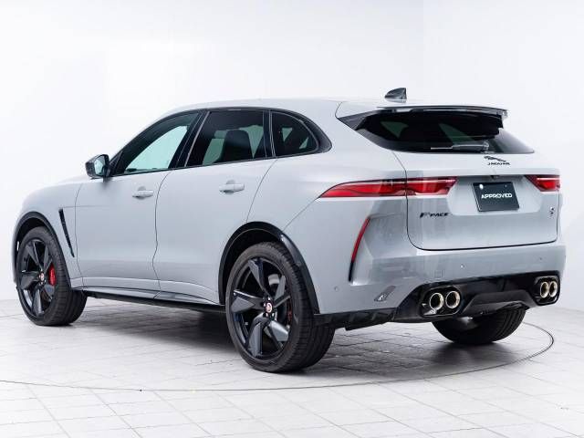 Jaguar F-PACE 2022-03 185395-18