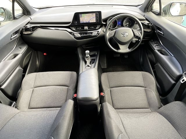 Toyota C-HR 2019-02 18403-1