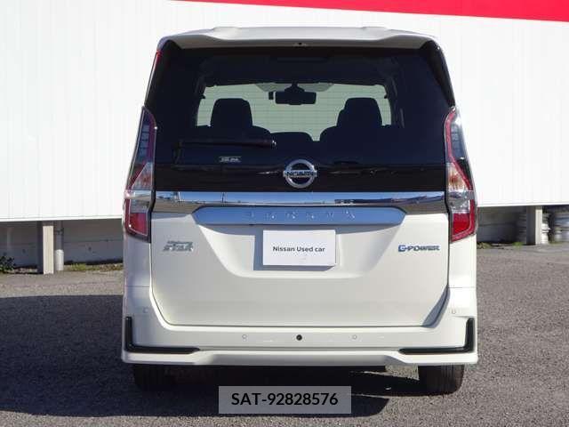 Nissan SERENA 2021-12 221148-5