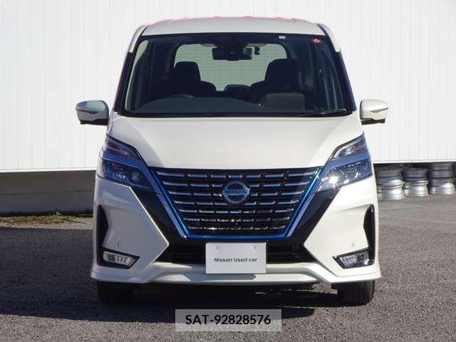 Nissan SERENA 2021-12 221148-4
