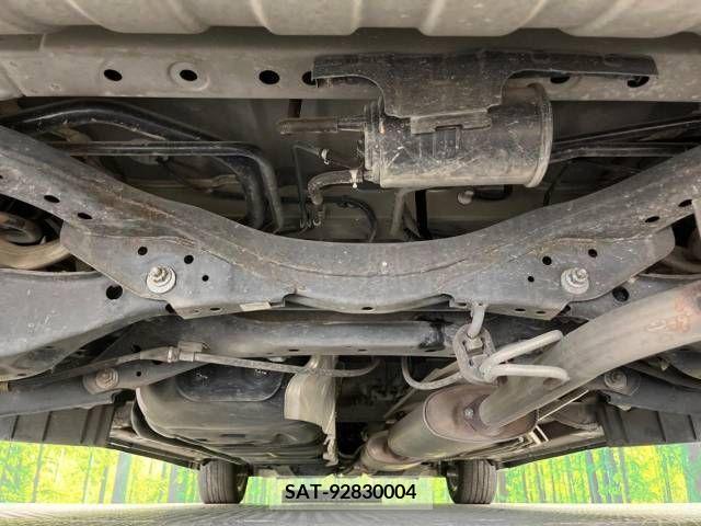 Nissan ELGRAND 2014-03 396465-19