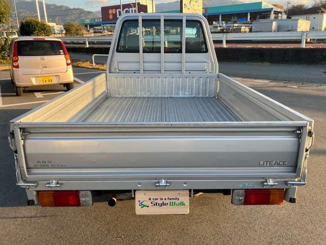 Toyota LITEACE TRUCK 2005-03 29204-6