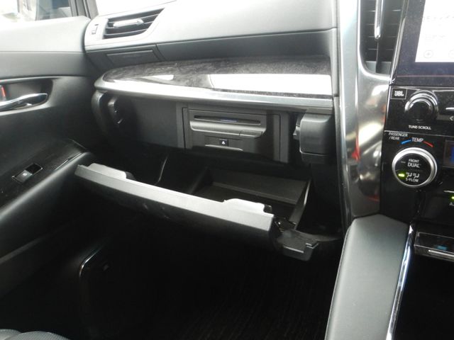 Toyota ALPHARD HYBRID 2020-12 191582-19