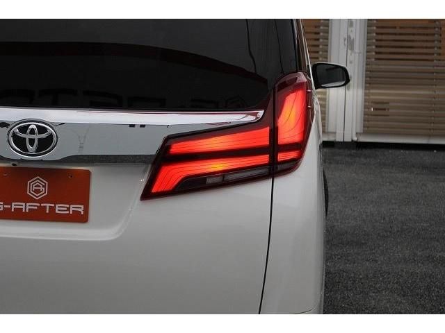 Toyota ALPHARD 2018-03 183184-11