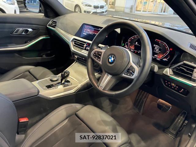 Bmw 3 SERIES 2019-06 211137-1
