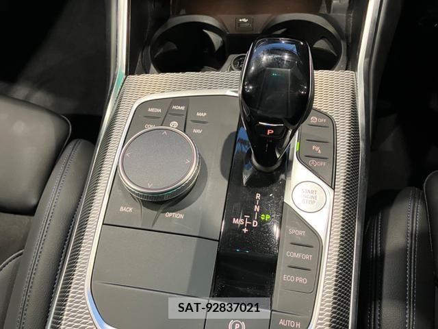 Bmw 3 SERIES 2019-06 211137-17