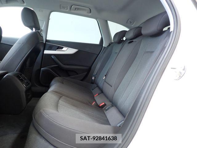 Audi A4 2016-07 347429-10